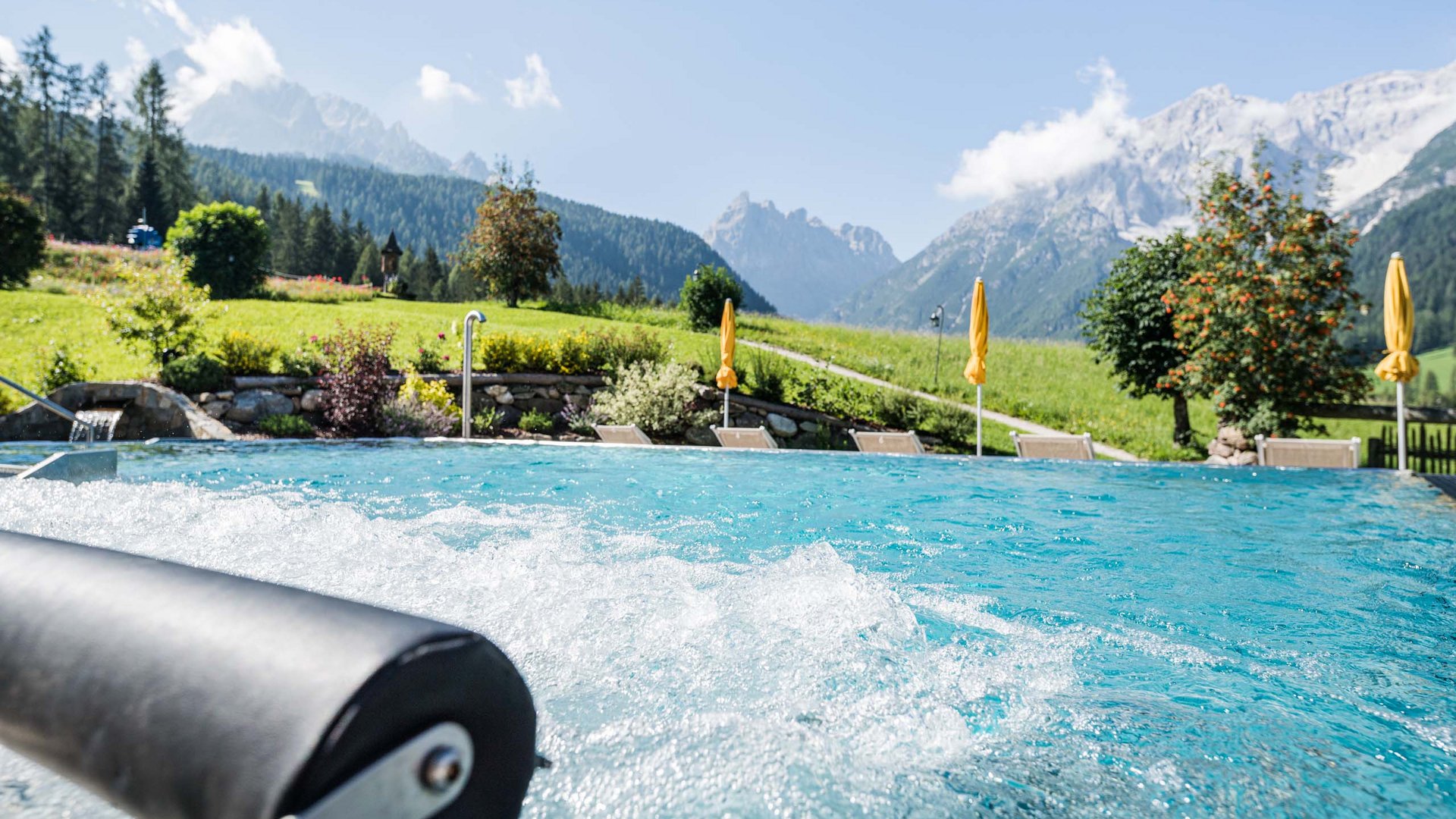 This is what it looks like at Raini’s.