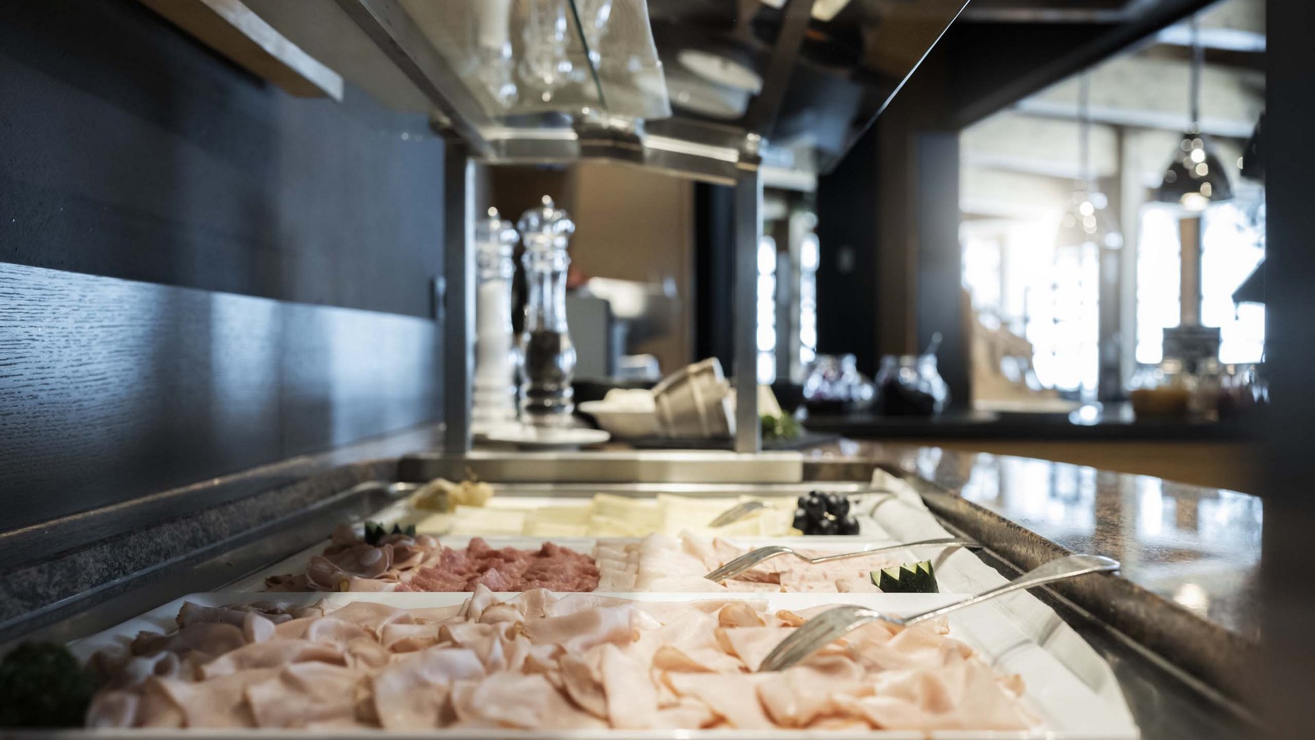 This is what it looks like at Raini’s.